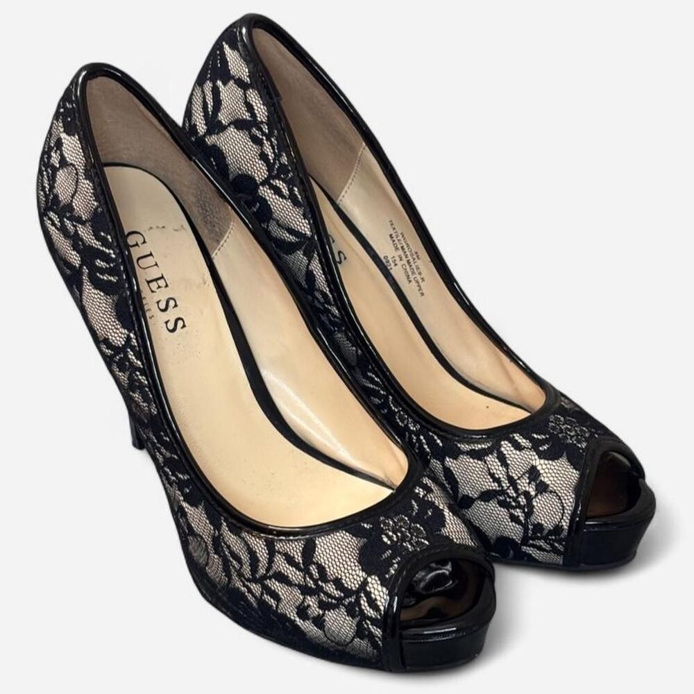 Guess Women's Black and Blue Courts